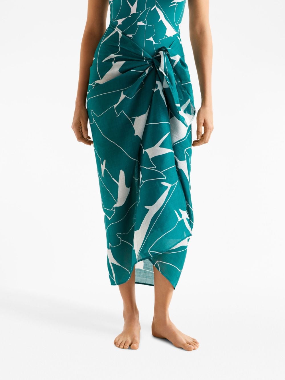 Daniela leaf-print sarong