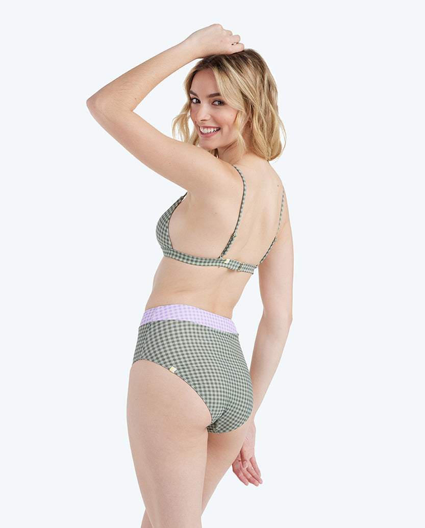 The triangle bikini top gingham in lavender & ivy