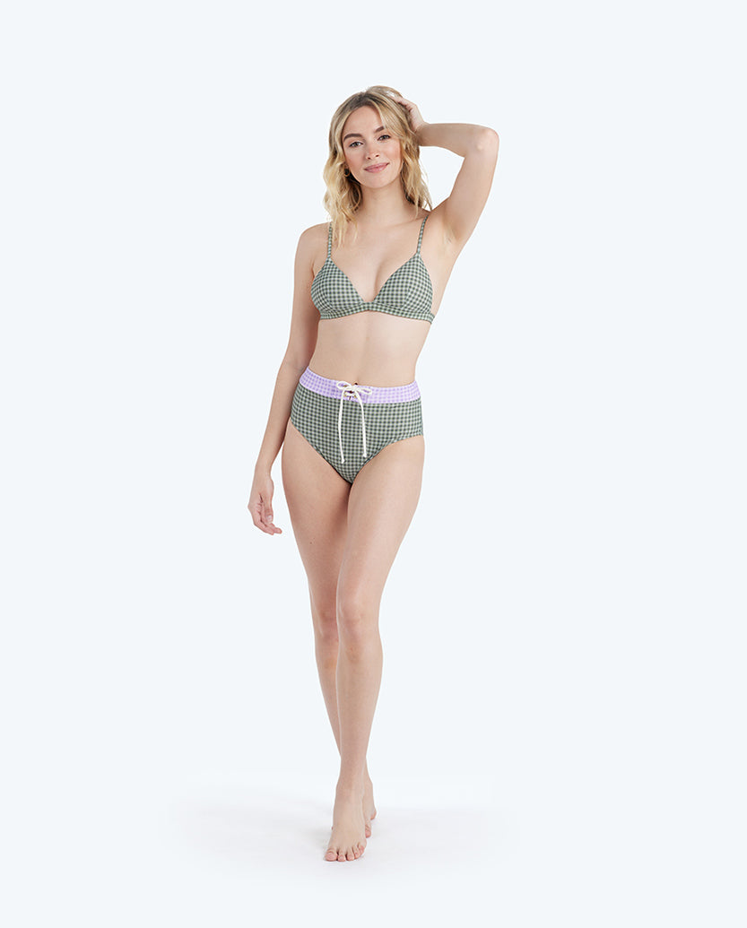 The triangle bikini top gingham in lavender & ivy