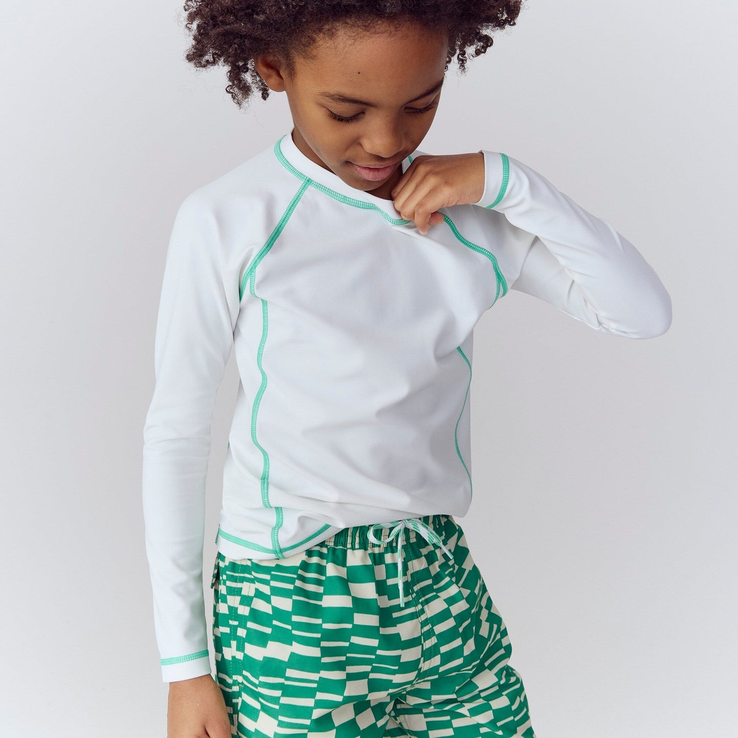 Kids' panel rash guard with upf 50+ white green multi
