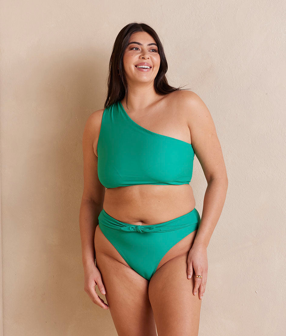 The ruched sidestroke bikini top seaglass